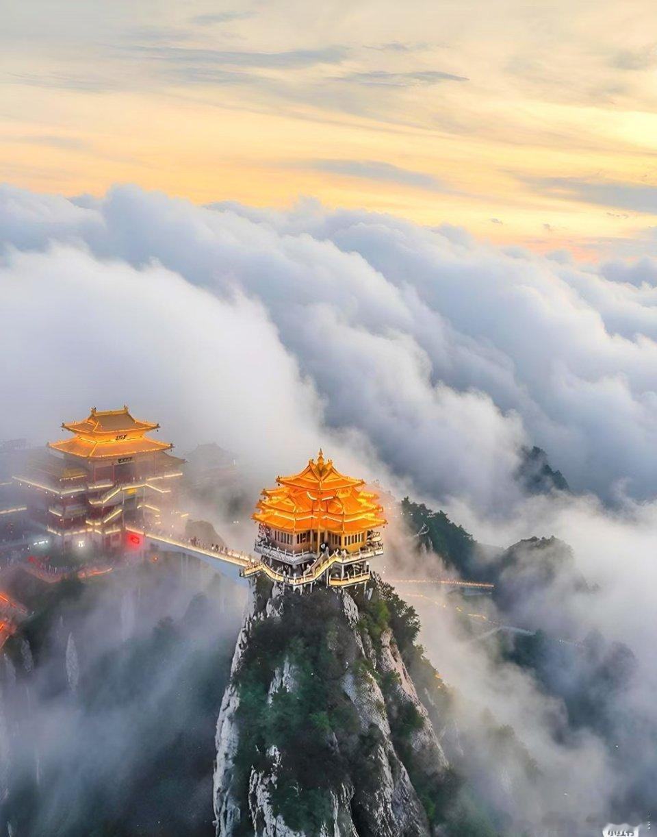 老君山回应月薪60000招云海观察员00后小伙三千人中胜出，全网一边眼红高薪，一