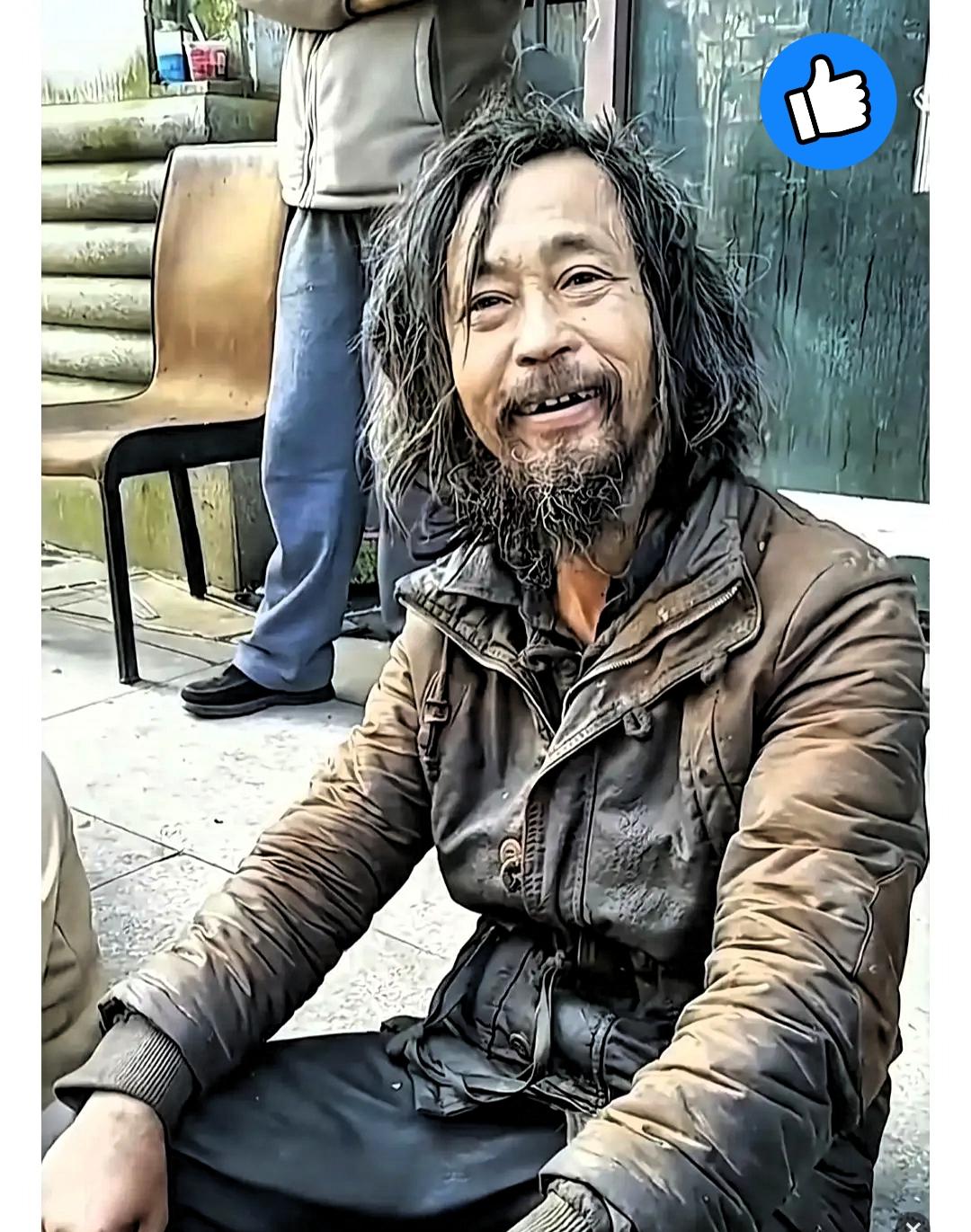 上海街头那个捡废品的沈巍

一句话就点透了很多人想不明白的道理：

文化再高，高