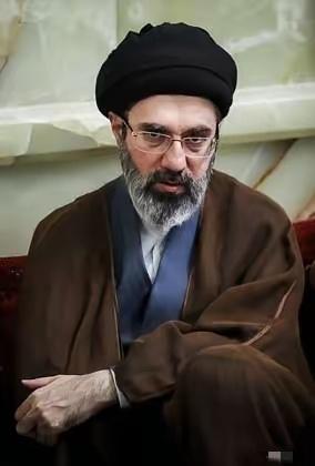 伊朗传来消息，
2026年4月19日，伊朗那边突然爆出个大新闻！
据伊朗塔斯尼姆