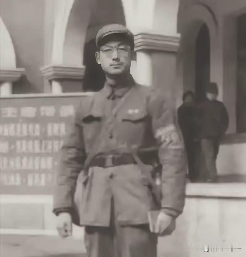1978年3月，九江的“打架大王”刘勇被父母塞进了部队，这年他20岁，浑身上下写