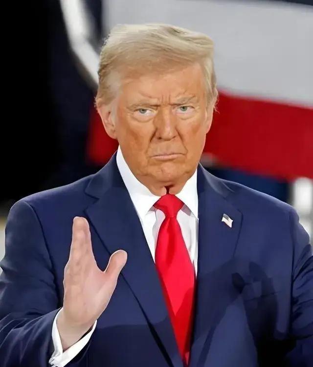 特朗普把美国大门焊死了！三个决定一出，非法移民哭晕在边境

这两天，特朗普又搞了
