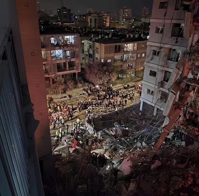 以色列的媒体管制，终究成了自欺欺人的笑话。 费尽心思捂嘴，想把战争的真相藏起来，