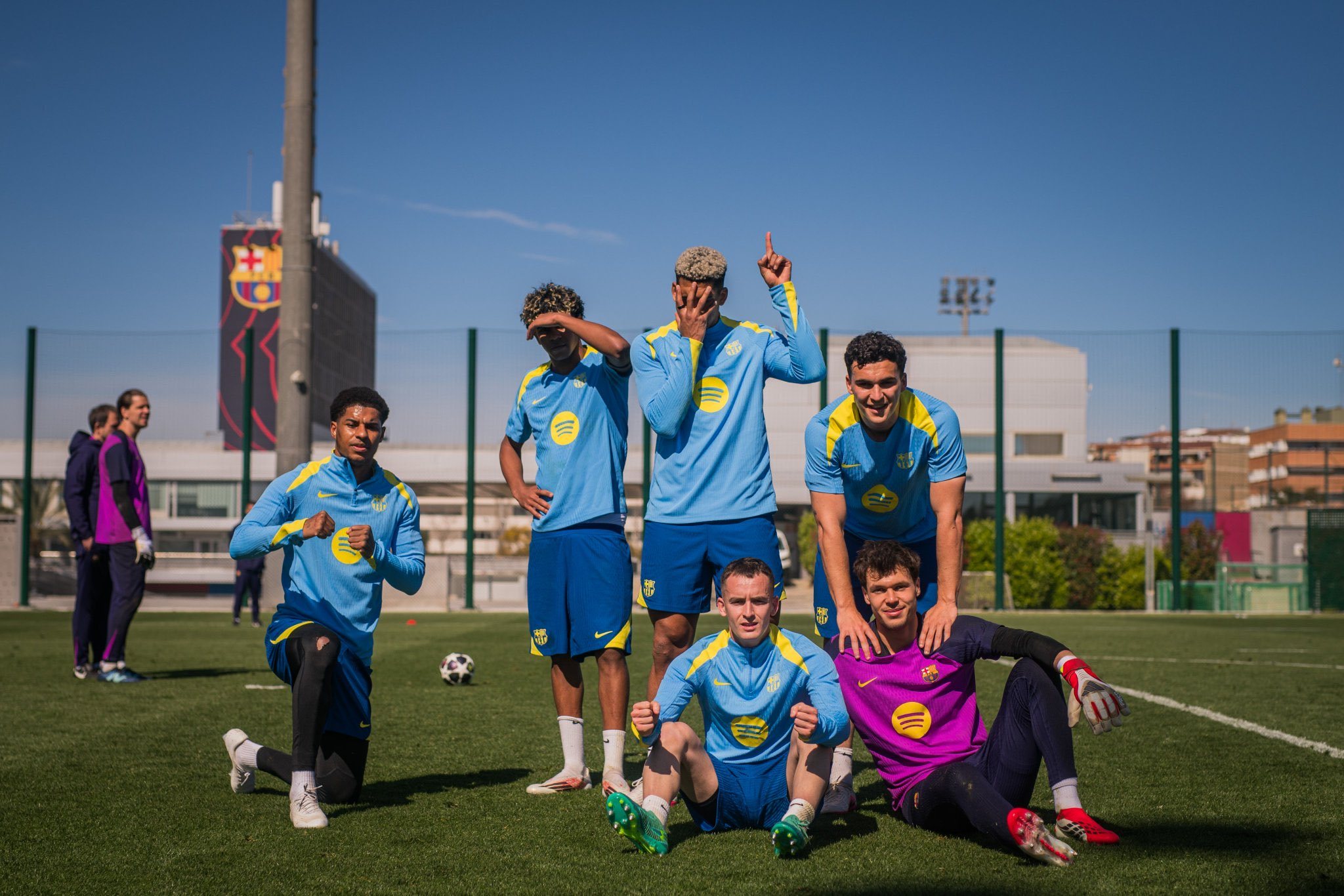 胜利小分队✌🏻巴萨至死不渝红蓝魂