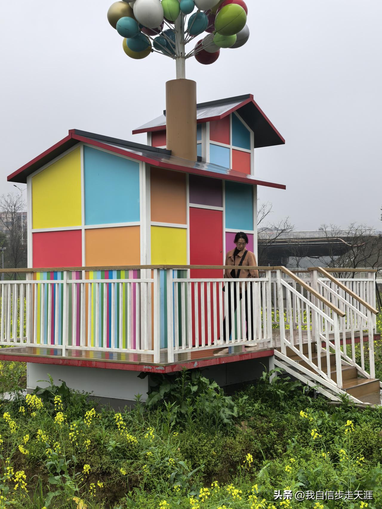 双色球035期出号猜测

大号反弹概率大，预计3-4枚

大尾3枚或以上

前三