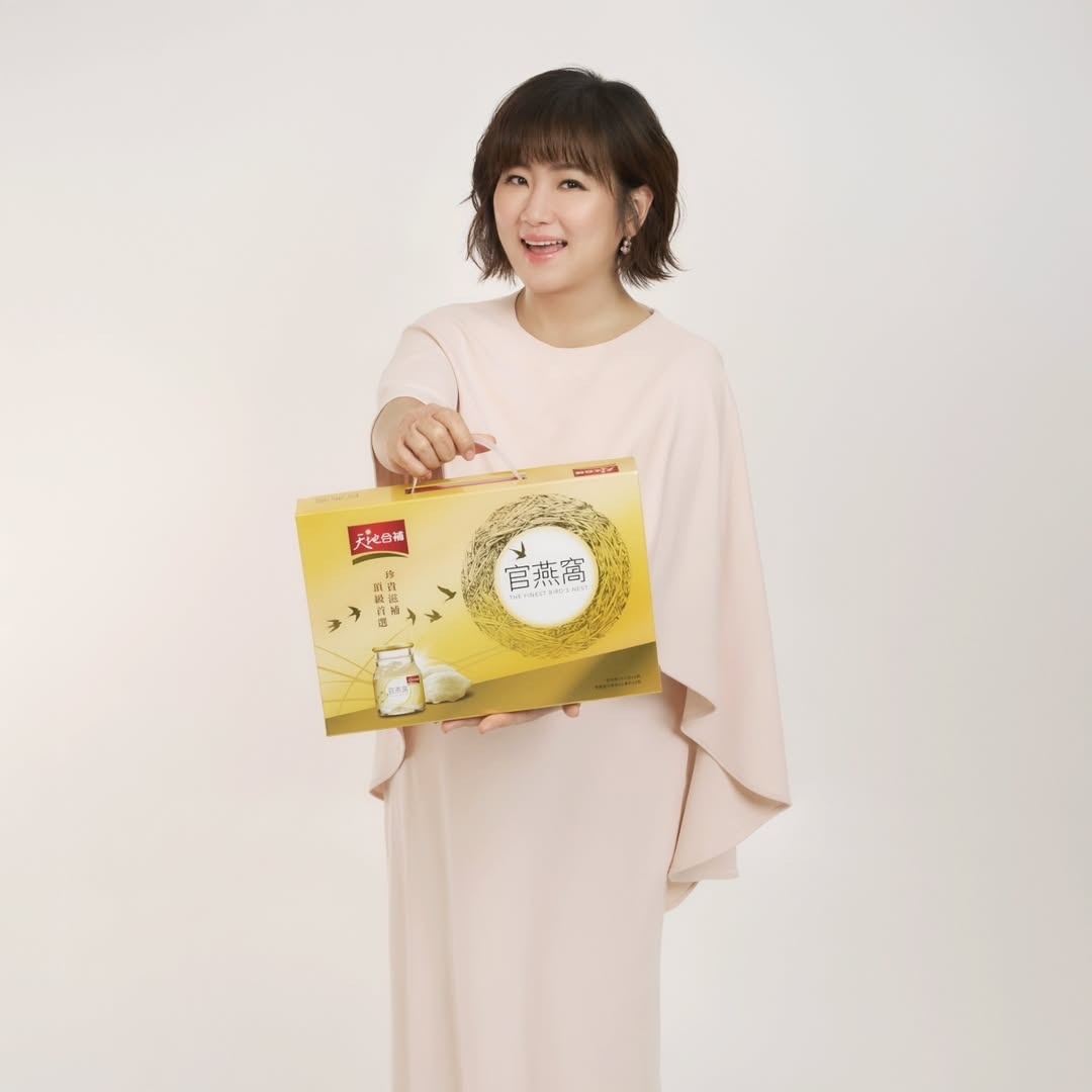 Selina近五个月没有更新instagram，今天刚刚的更新是业配。然后我才发