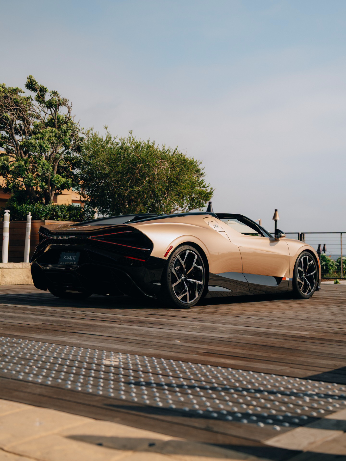 改车吧 BUGATTI MISTRAL 
