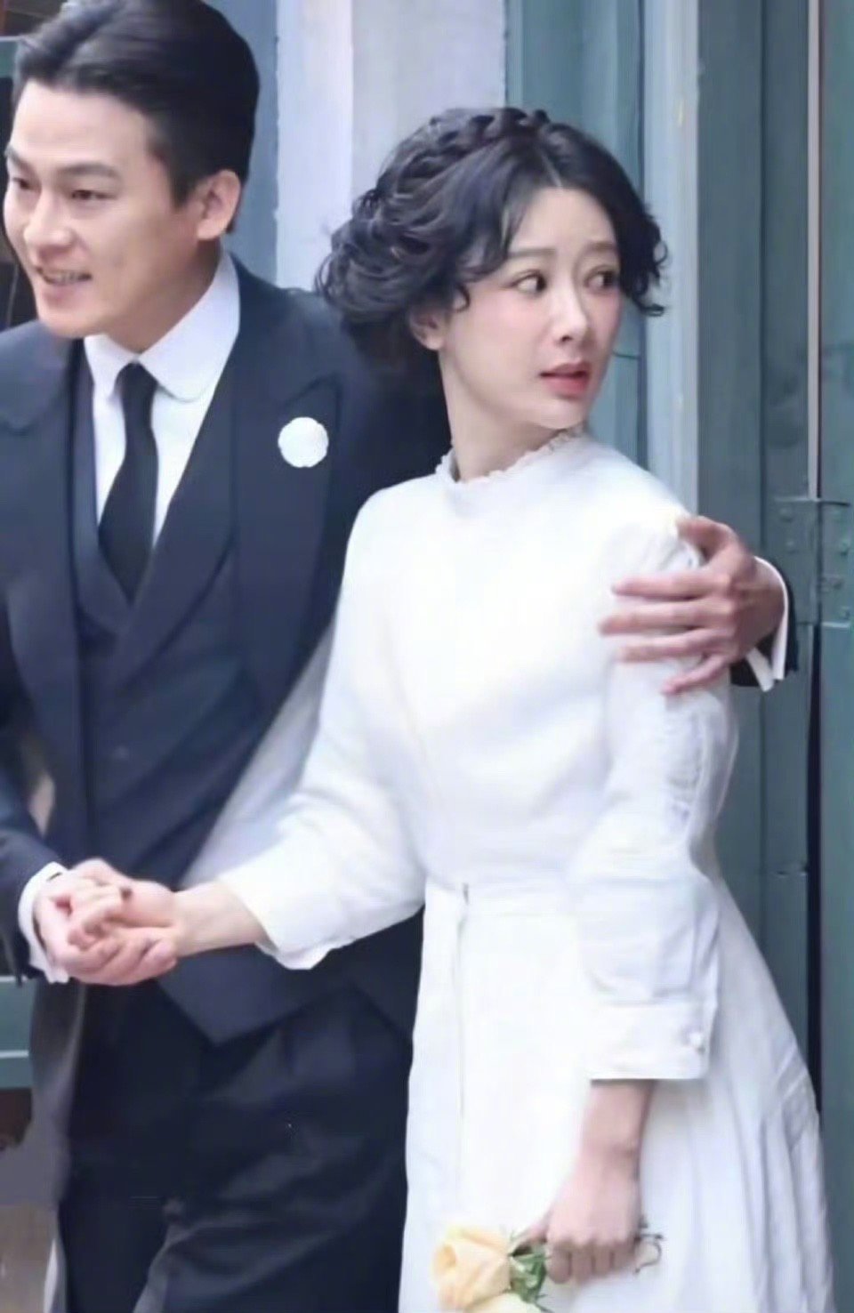 杨紫董竹君结婚路透杨紫新剧《玉兰花开君再来》结婚路透来啦！造型高度还原董竹君自传