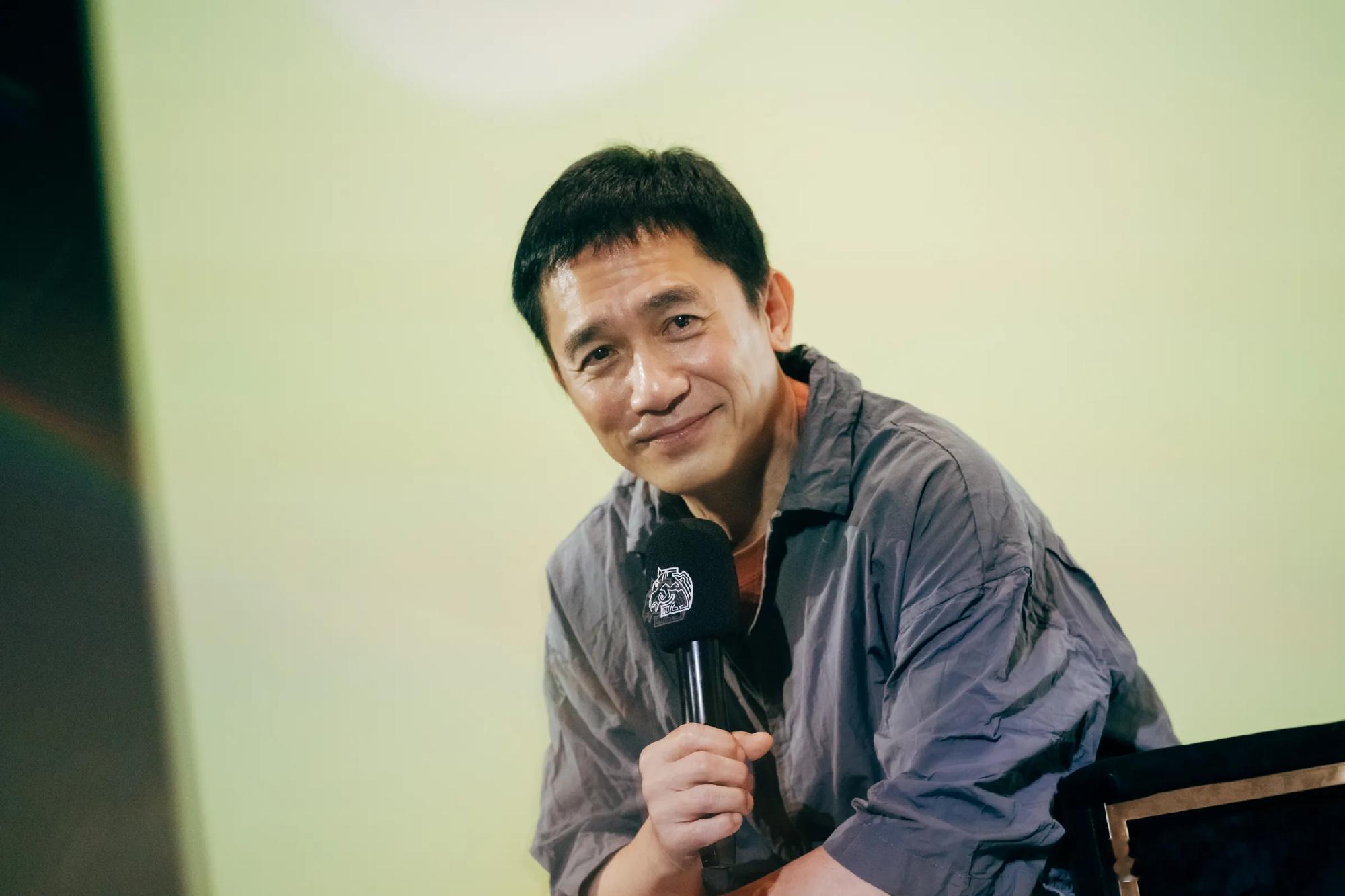 梁朝伟想走出舒适圈梁朝伟说自己进入表演的最后阶段 据台媒，梁朝伟在采访中透露自己