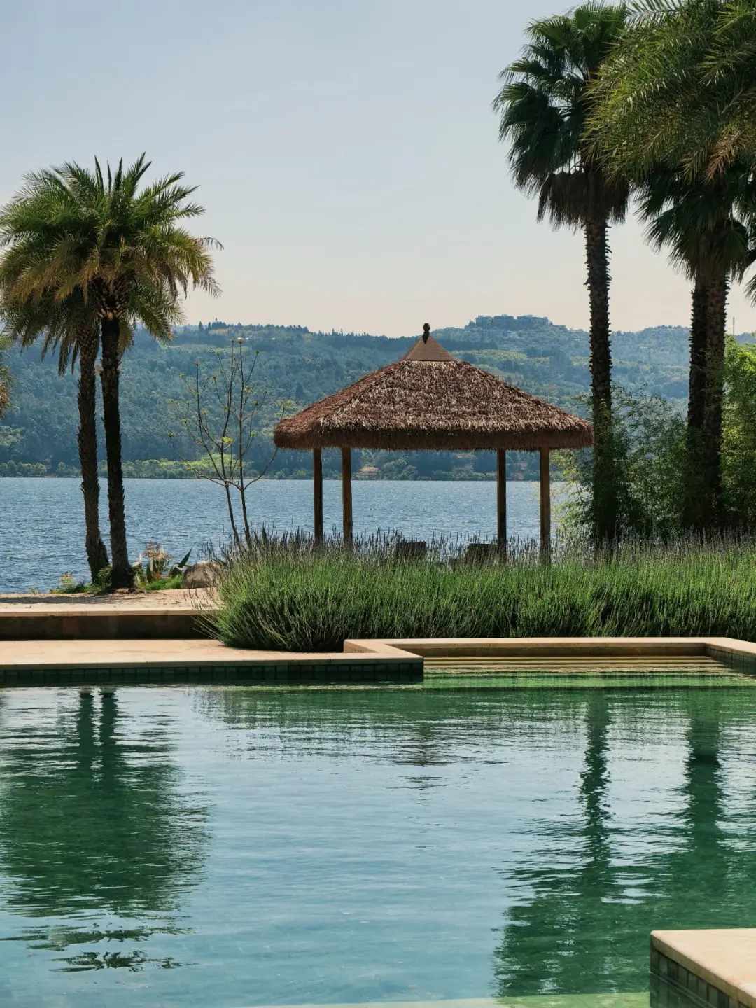 不是大溪地波拉波拉，是昆明