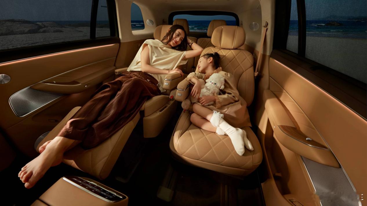 截止5月7日，从近郊漫游到奔赴山海，问界M8 63000元权益倒计时五一假期还没