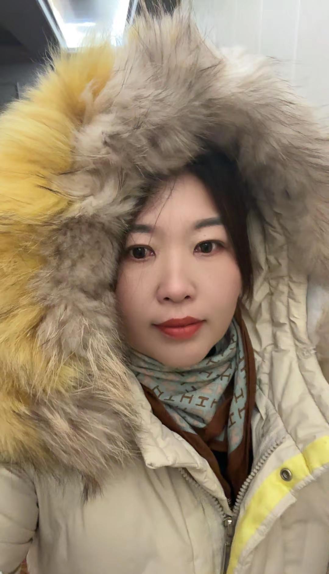 早安☀️☀️ tang最早的雪❄️❄️ 雪天路滑非必要无需出门  路滑注意安全行