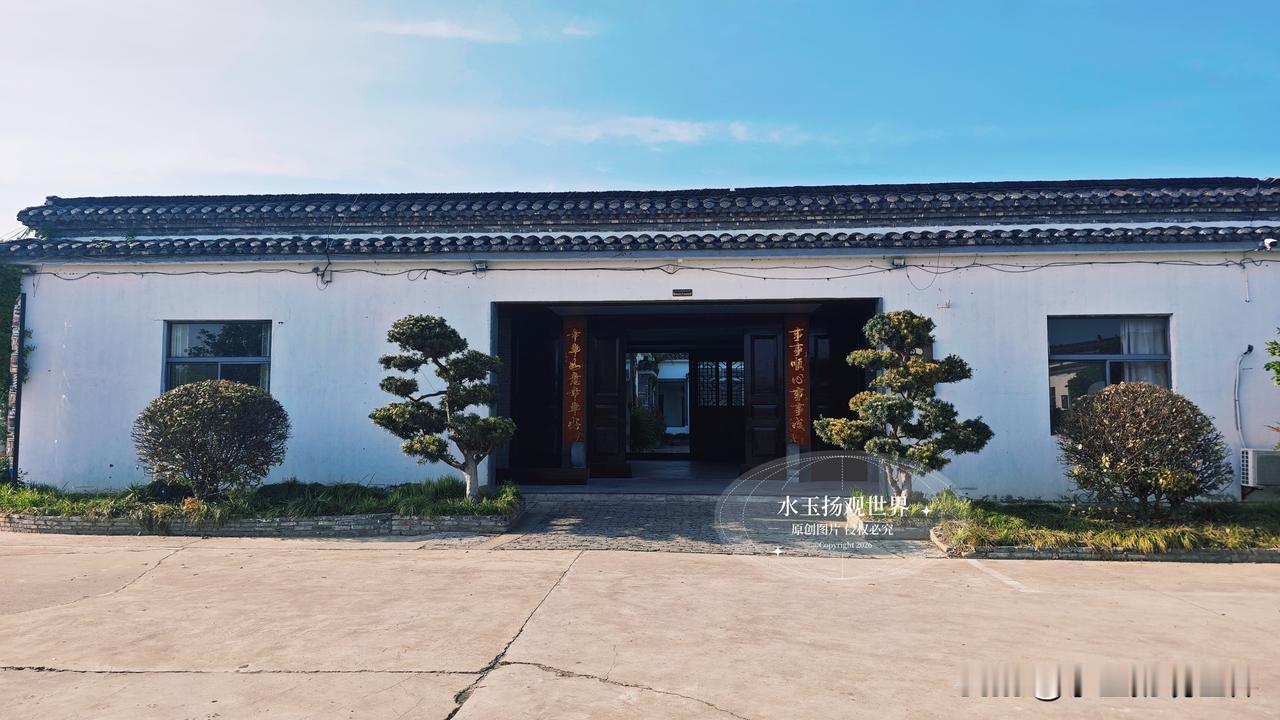 早就听朋友说扬州江都藏着个神仙地方，叫白塔河生态度假庄园，趁着周末有空，特意开车