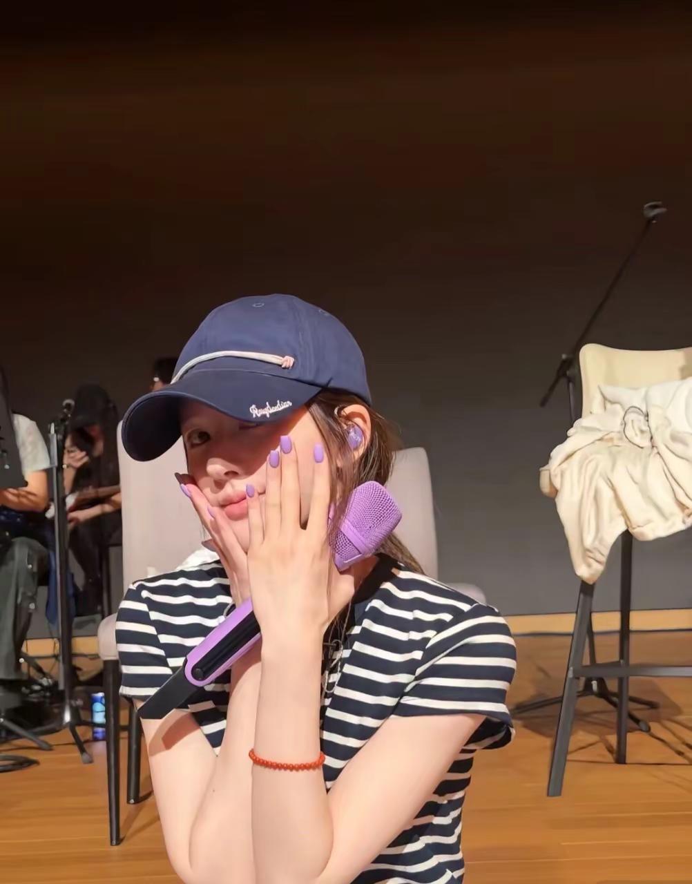 露思怎么这么宠粉赵露思 赵露思澳门演唱会 @赵露思