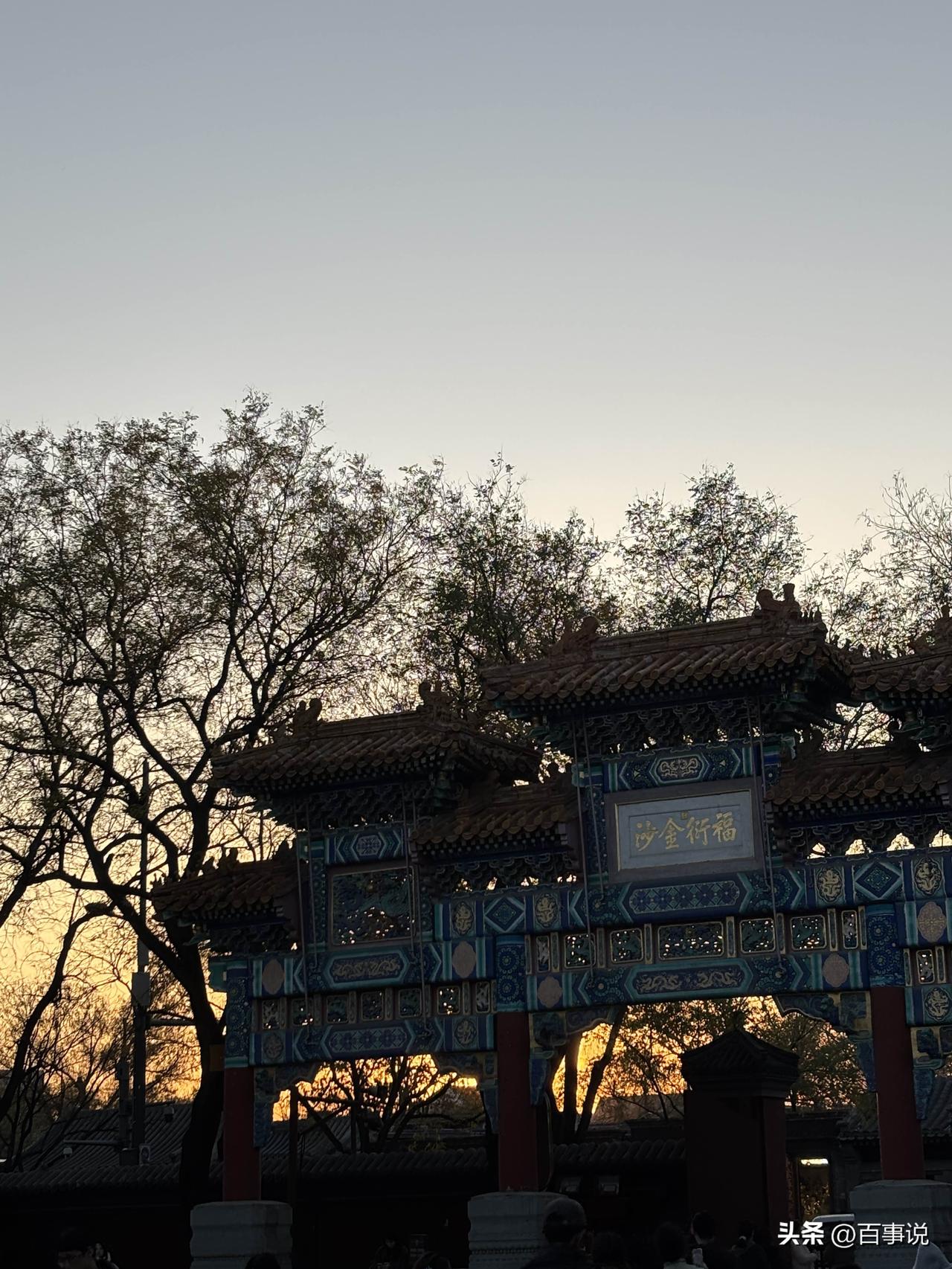 养好一个女孩，一定要多做这6件事：
一、让她多读书
腹有诗书气自华。读书多了，不