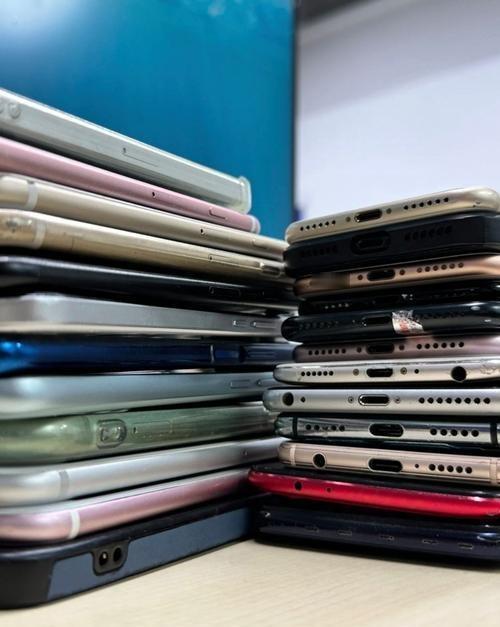 AI合成语音、AI换脸视频只是手段升级，真正让骗子得手的还是人性的软肋，无论骗术