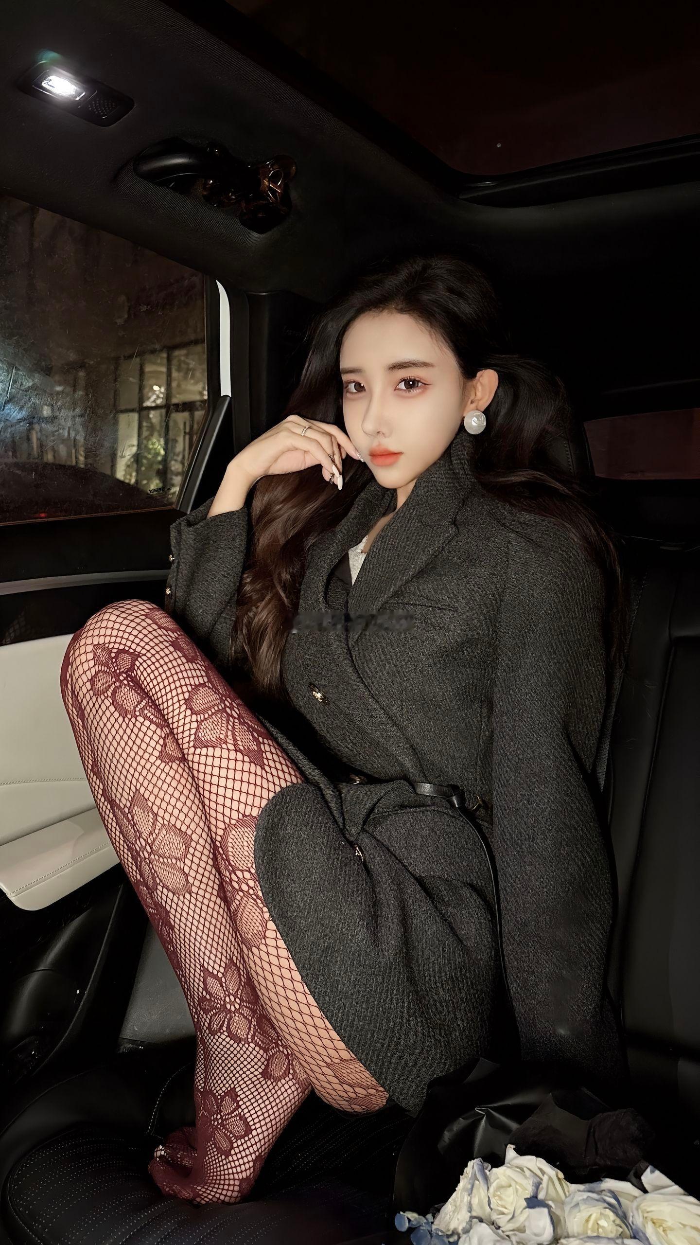 陪同客户试驾了一晚上，终于成交了 