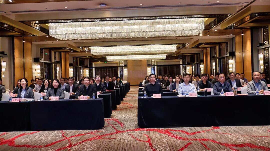 4月20日，首届苏皖鲁豫省际交界区传染病联防联控工作会议在徐州隆重召开。来自江苏