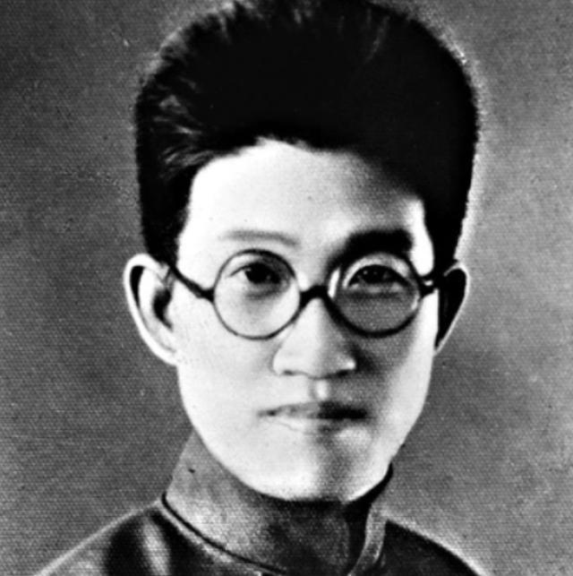 1941年，抗联二号人物魏拯民因叛徒出卖，身负重伤，牺牲的前一天清晨，在洗完脸后