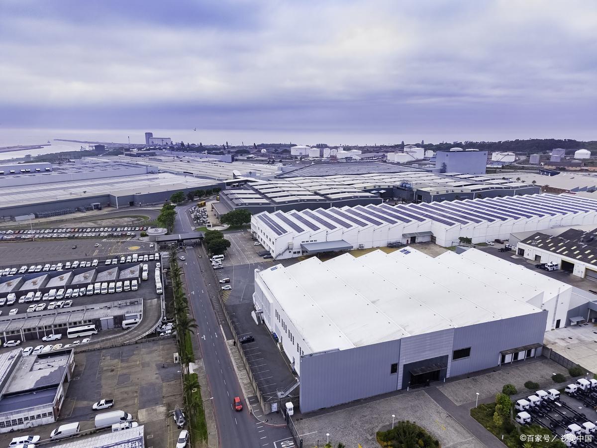 越南真的太奇怪了！明明是GDP增速常年领跑东南亚、人均GDP都已突破5000美元