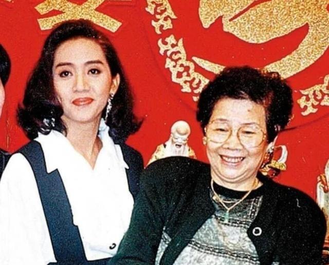 梅艳芳这信托基金，真是把人心研究得很透！2003年她去世后，遗嘱写得非常清楚，母