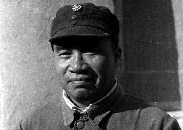 无人撼动的红军之父：朱德凭什么让全军将领由衷敬重？
 
提起革命战争里的英雄，大