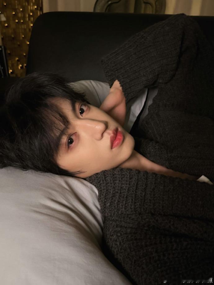 张桂源跳freeze的温度差，女友视角爽麻了