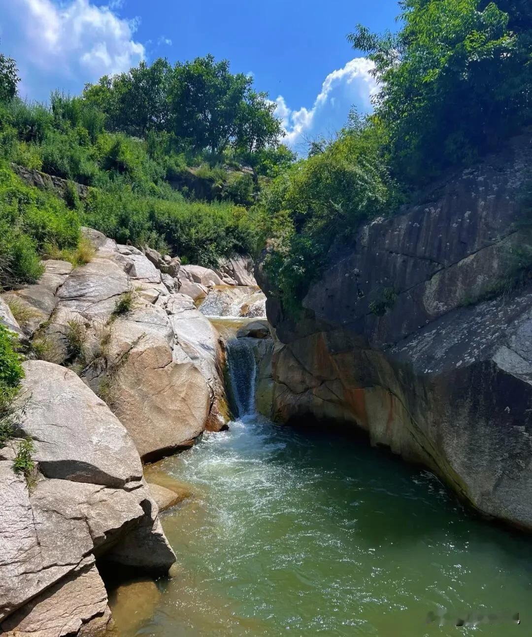 小暑才过，西安就温度飙到40°c——赶紧钻到清峪沟凉快了一下午

城里待不住咧。