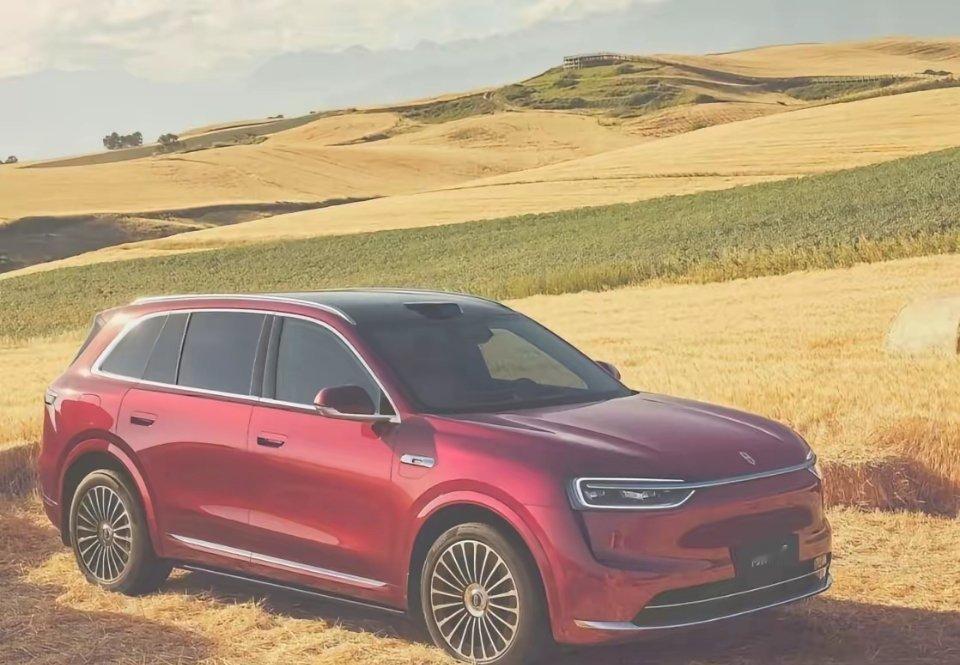 增程车比燃油车还费油，这是至今在网络上疯传的最大谎言。“只有亏电油耗才是增程车、