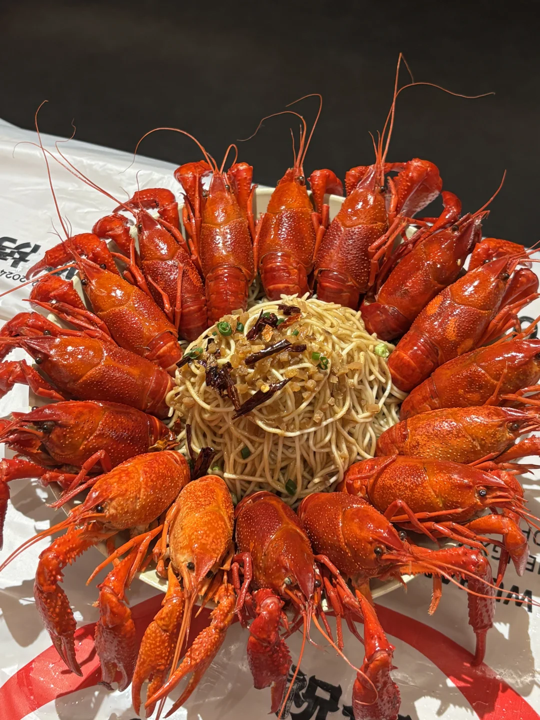 吃虾哪家强？被生拉硬拽进来的！