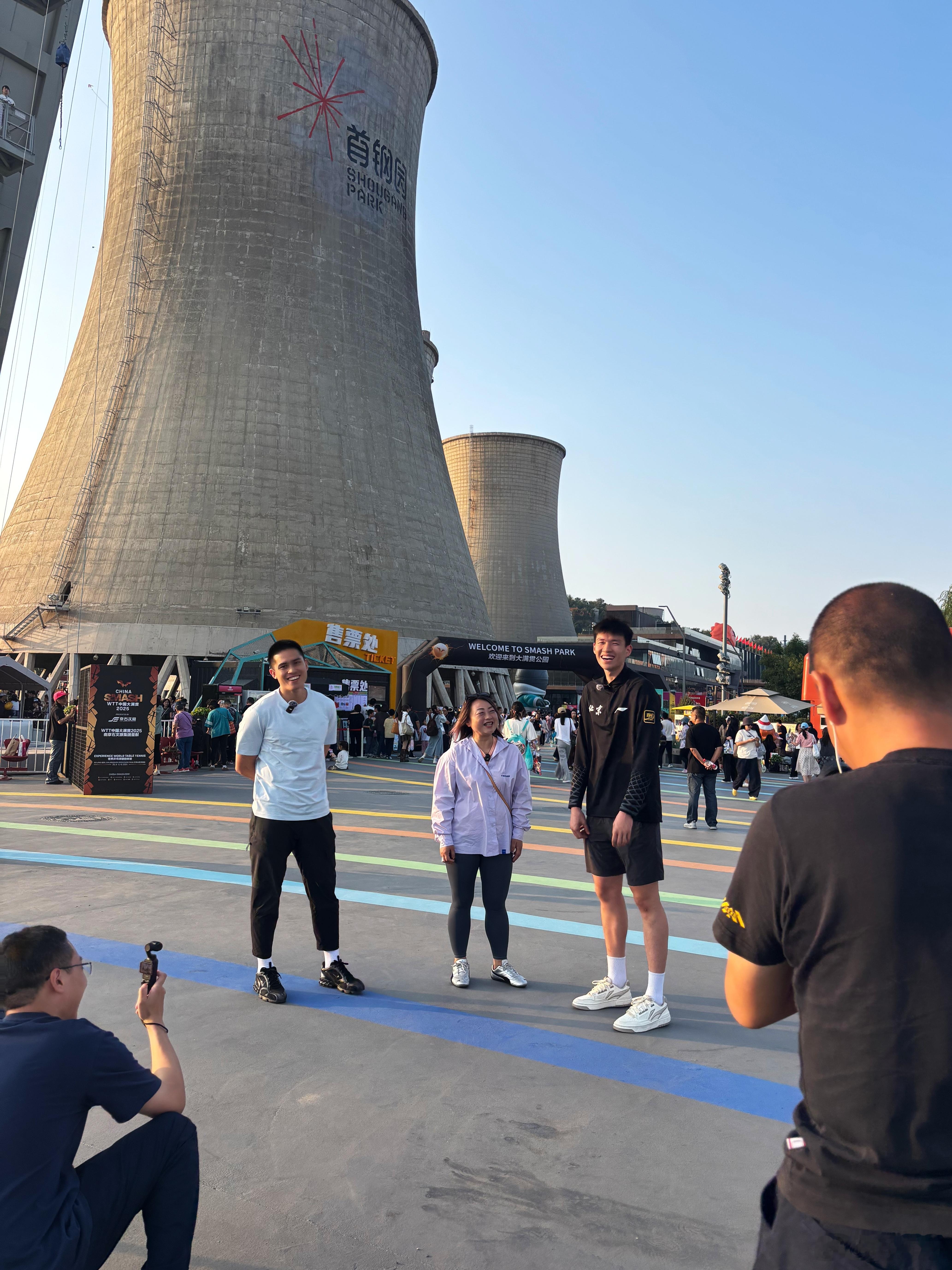 换个高度看北京 Ray哥 × 鹏珲的节目上线啦！拍摄同样是难忘的一天，各种辛苦与