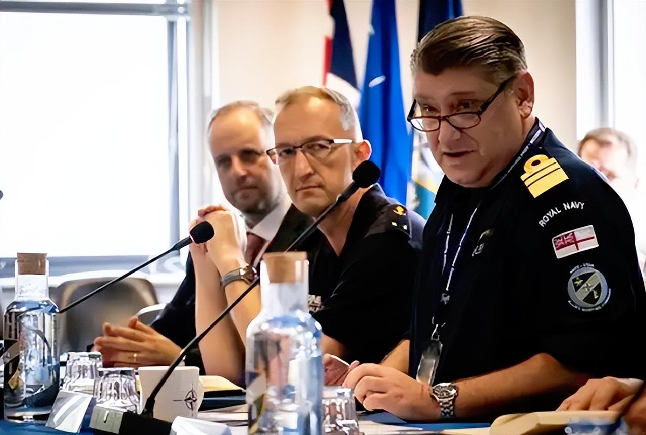 最近欧洲不少官员总在说“可能要跟俄罗斯打仗了”，听得人心里发慌。可就在很多人以为