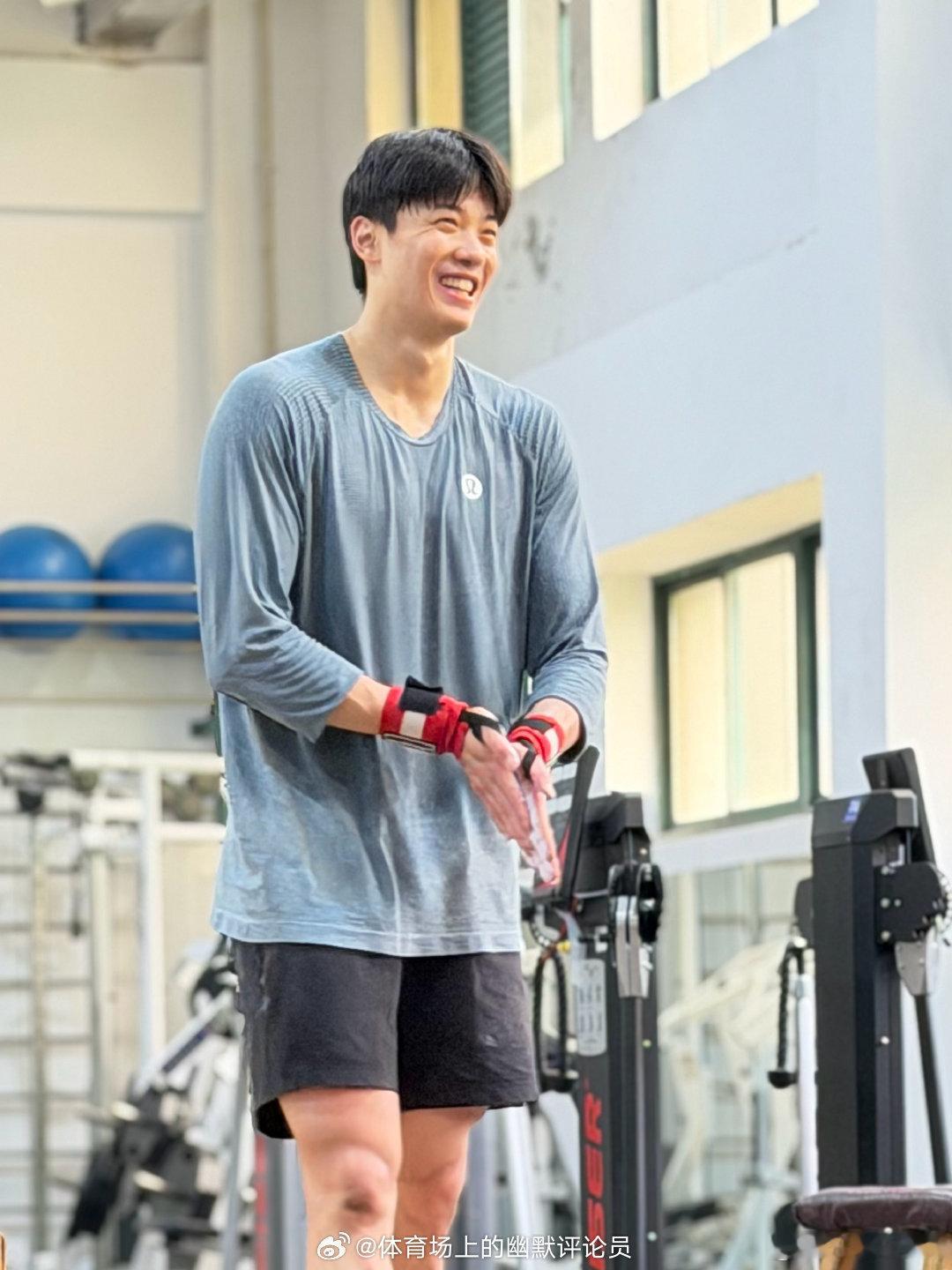 运动守护自然。世界地球日 （