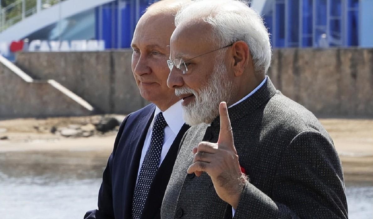 印度空军遭遇“被坑”危机，空中实力差距骤增！面对中国威胁，印度选择自力更生：拒绝