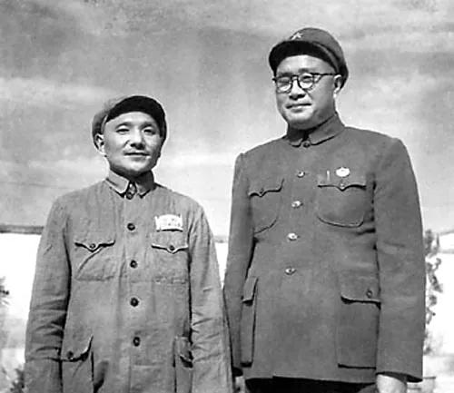 1947年，刘伯承在大别山偶遇一捡粪老农，只因老农随口的一句话，就让他识破国民党