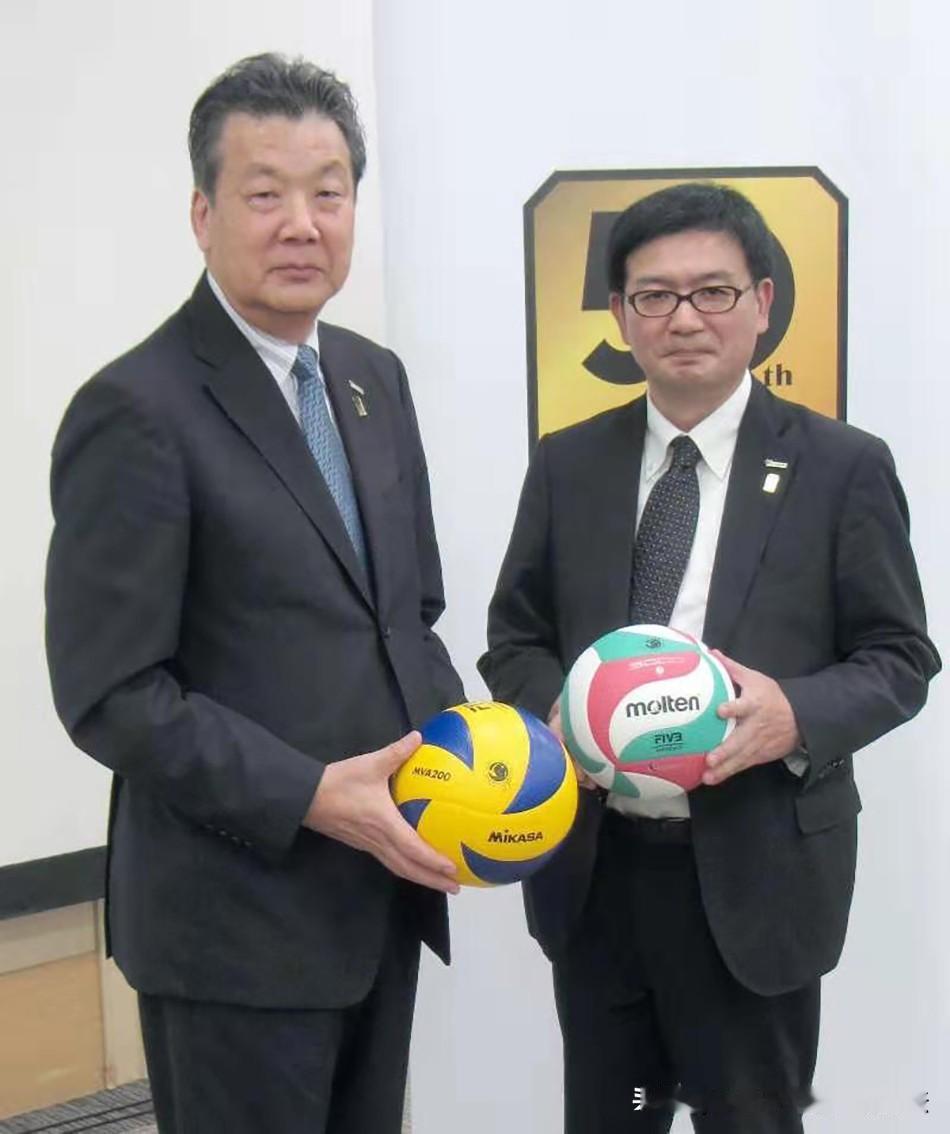 日本排协主席嶋冈健治彻底尴尬！
扬言战胜中国冲冠夺奥运门票，半决赛却遭泰国淘汰