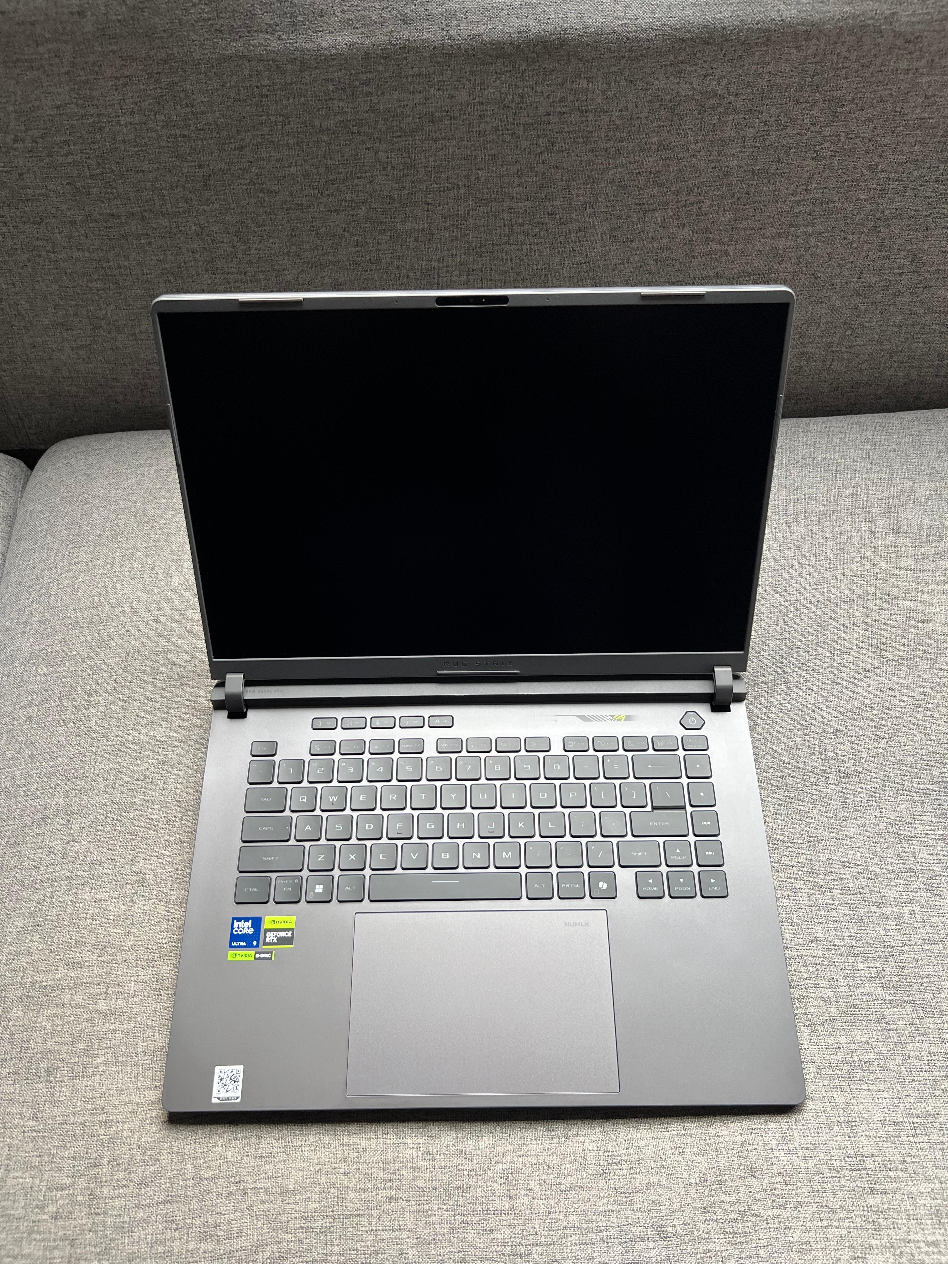 华硕枪神9 16寸 Ultra9 275HX+RTX5070 16+1TB 黑色