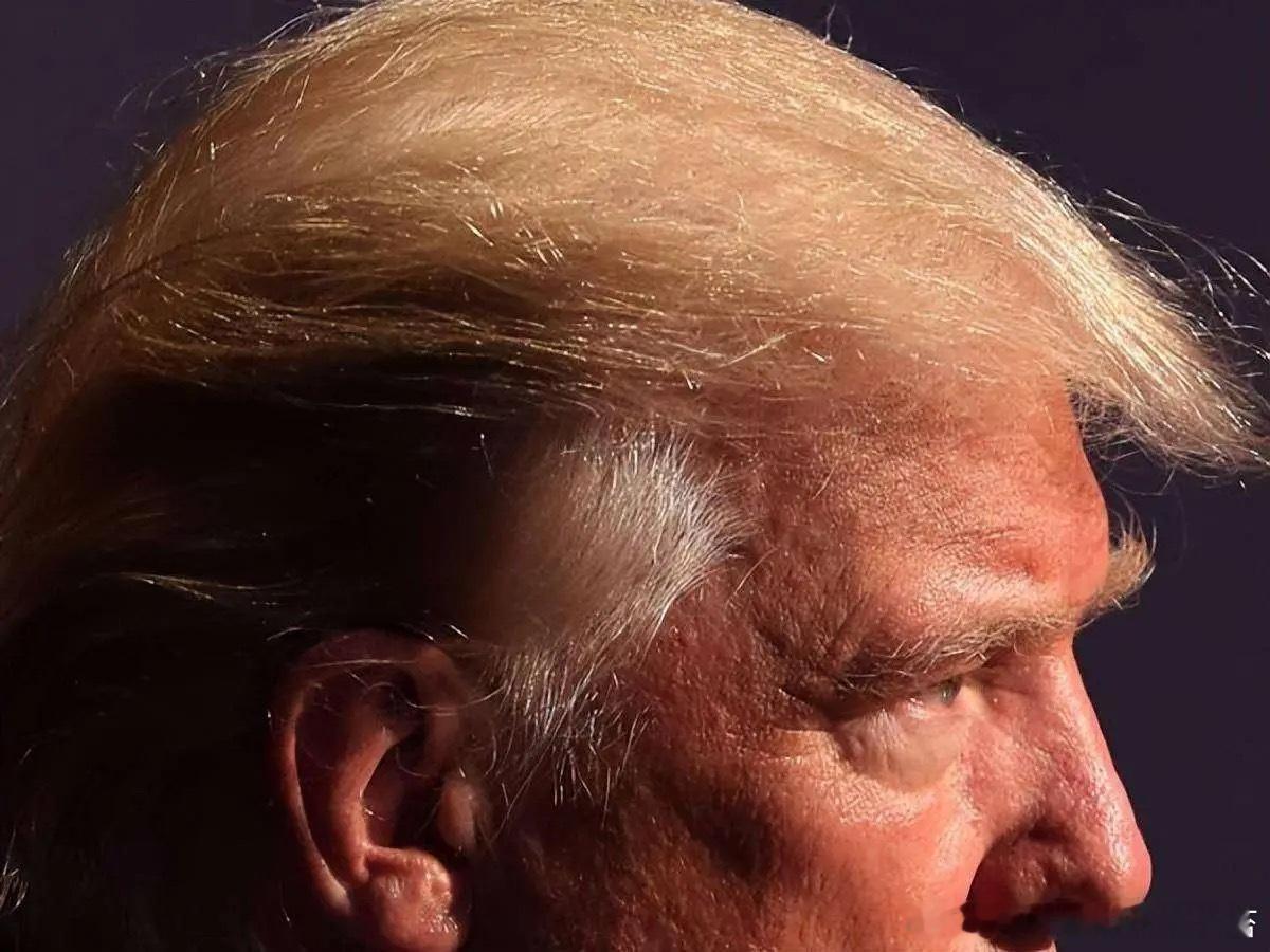 马杜罗上台阶时痛苦呻吟哥伦比亚进入一级战备状态美国拒绝外部介入委内瑞拉今夜，有多