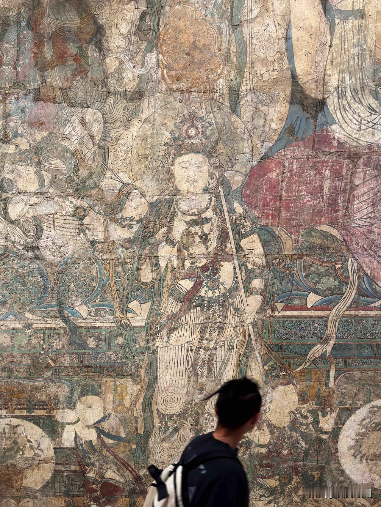 三面墙的元代壁画，总面积超过40平米，被切割成67块，剥离墙体后，颠沛流离，远渡