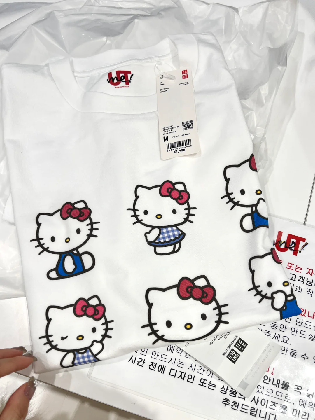 日本必buy！落地先去优衣库印一件hellokitty