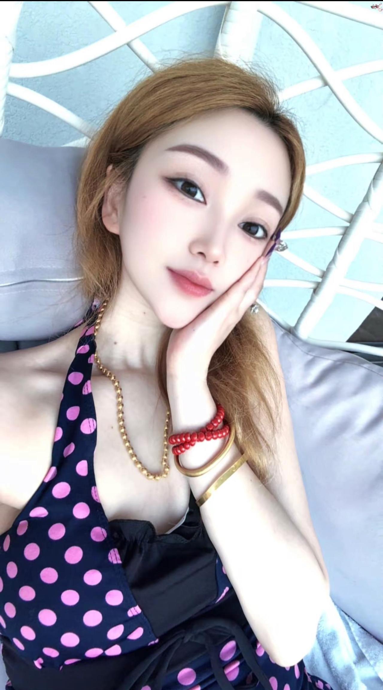 生活最美的状态就是，人静 物简 心安 ……