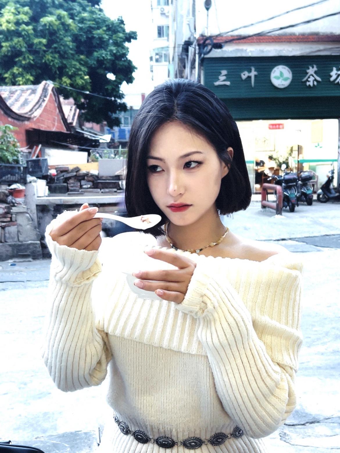 今天在游乐园遇到了我的学生哈哈哈哈