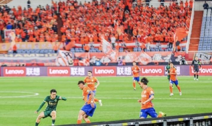 听说这届世界杯给裁判也请“外援”了？

这两天，距离世界杯开哨仅剩90多天，球迷