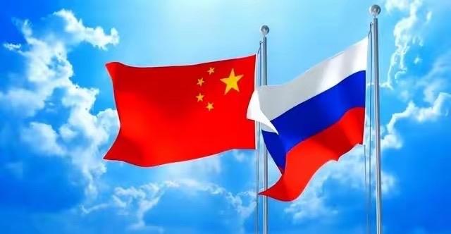 美媒突然发现，中国买俄罗斯石油只是表面，而且真正的目的，是帮俄罗斯换经济血脉，改