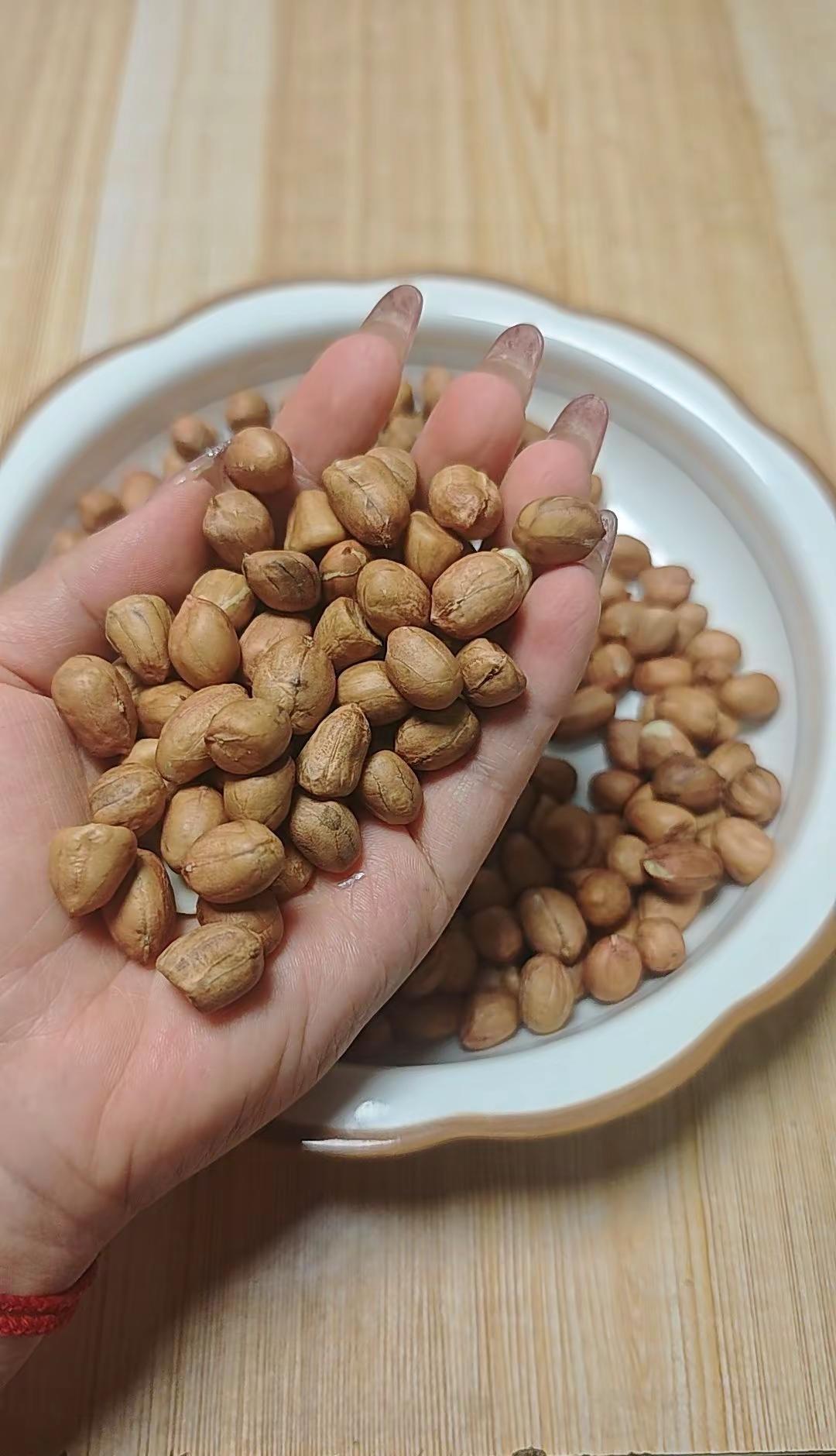 斯诺克锦标赛1/4决赛-吴宜泽13-8瓦菲……晋级四强，当8强全员盯着赵心童！却