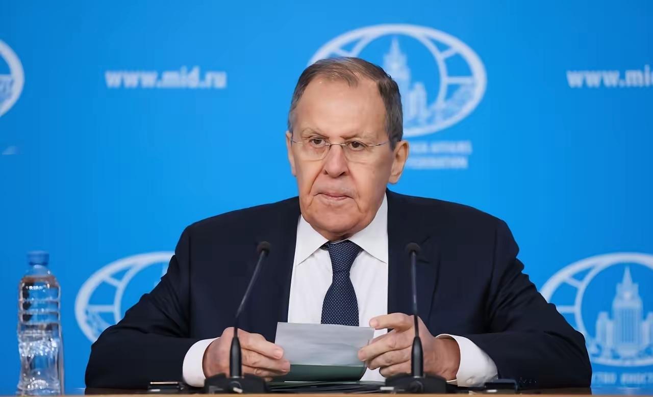 俄罗斯公开喊话中国
当地时间1月20日，俄罗斯再度公开示好中国！
俄罗斯外长拉夫