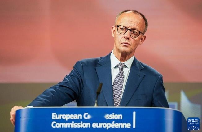 德总理称不能给乌克兰强加和平据新华社，德国总理默茨1日表示，不能给乌克兰“强加和