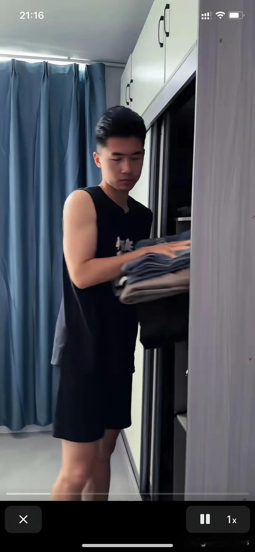【科研星火照人间】当直播带货的霓虹灯海淹没五一黄金周，谢浩南在实验室将培养皿调至