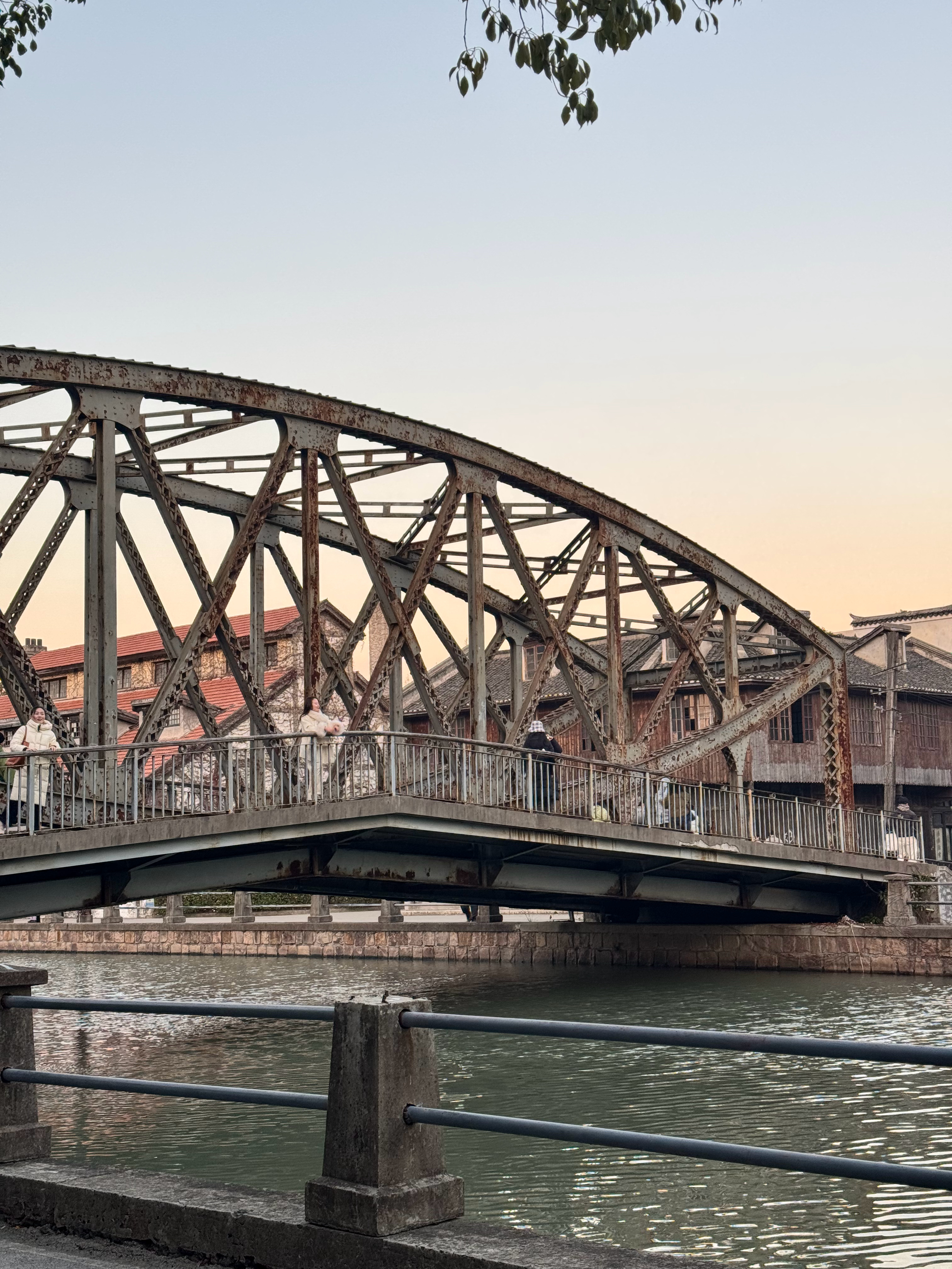 那就比个✌🏻2026年的第一个九宫格📸 上海·上海影视乐园-车墩影视基地