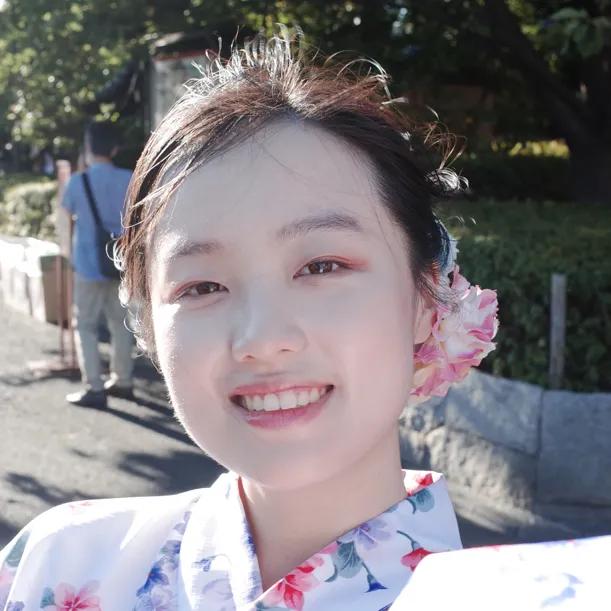 唯一采访过韦东奕的记者对他的印象和看法！

四年前，这位长的漂亮有气质的小姐姐有