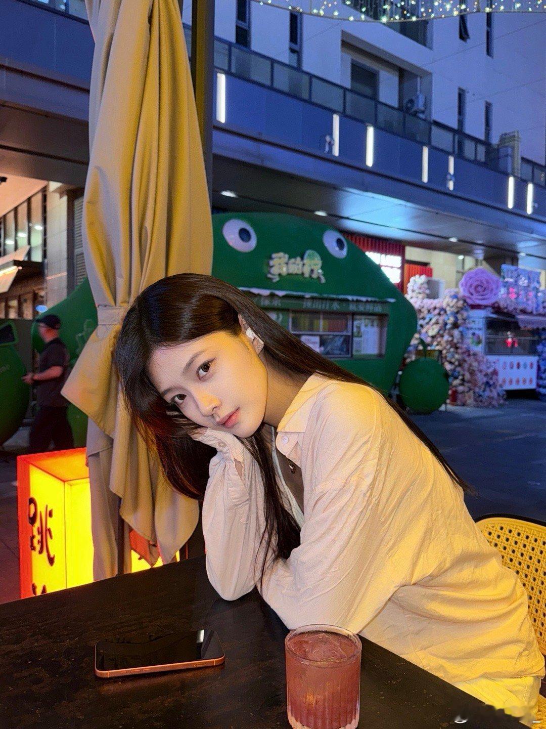 补一下前几天和朋友的小照片😋 ​​​